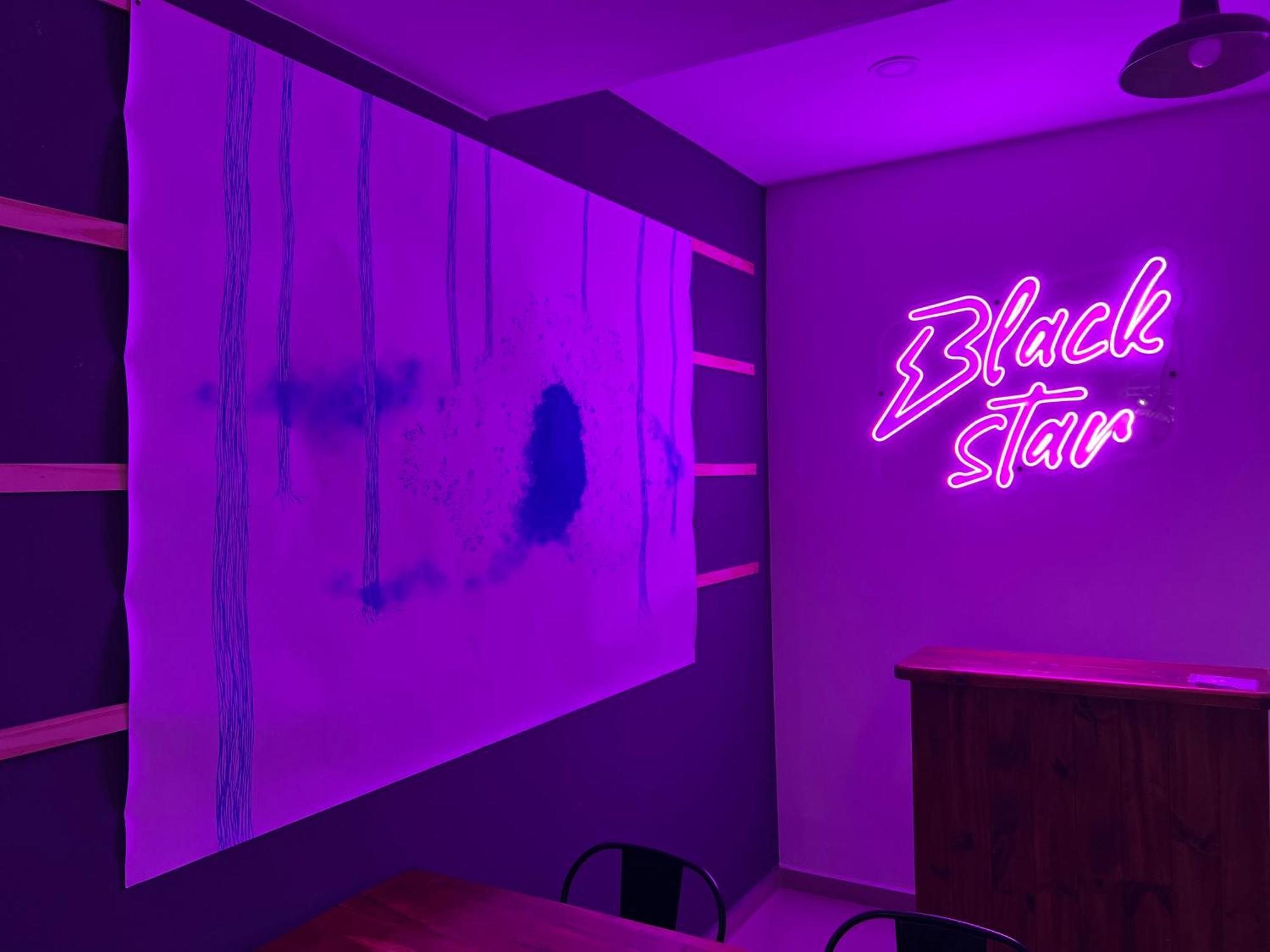 Black Star Art Hostel Neuquén Eksteriør bilde